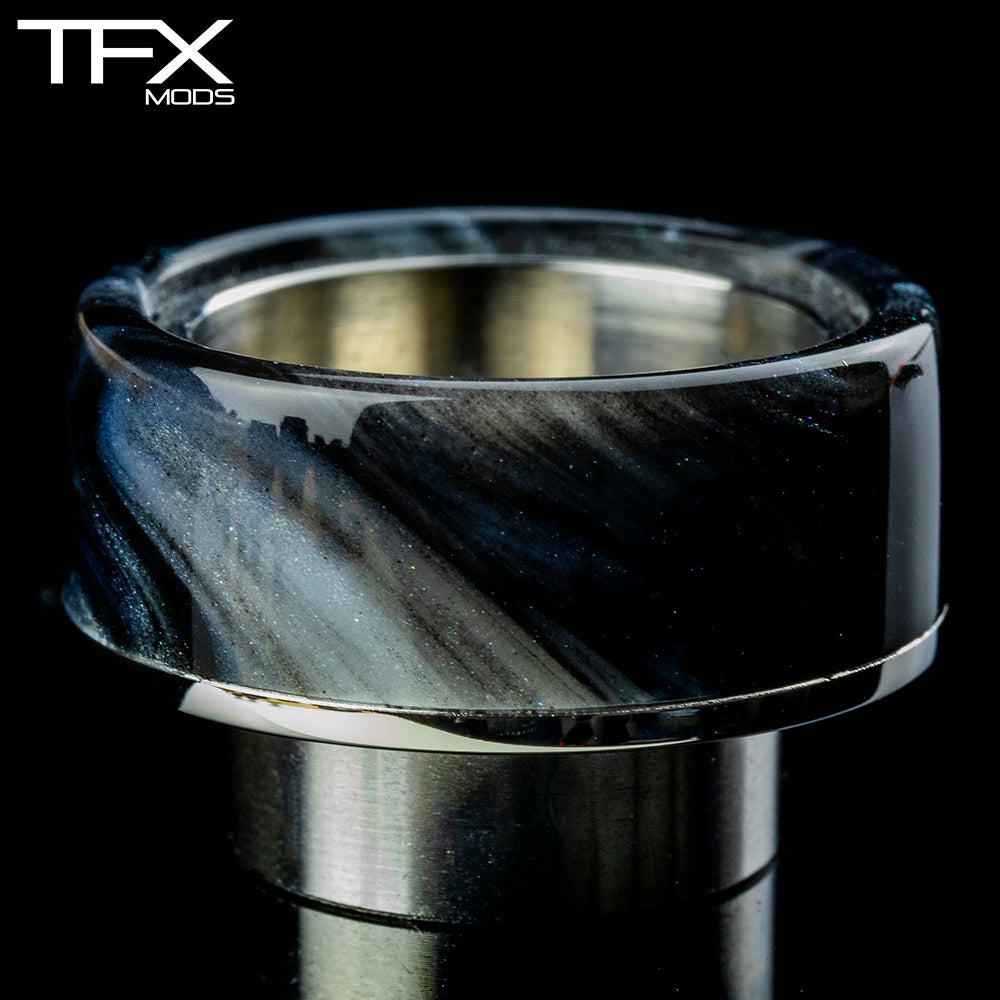 TFX 810 Drip Tip - 304 Stainless Steel - Carbon Black And Pearl Resin